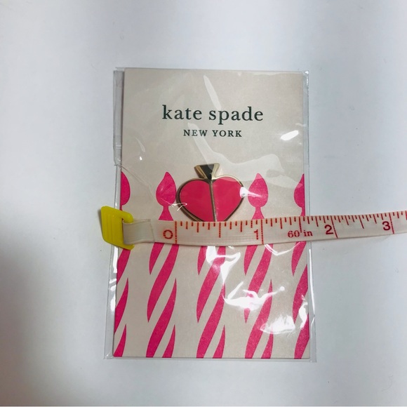 Kate Spade Gold Tone & Pink Enamel Spade Pin New in Package - Picture 4 of 5